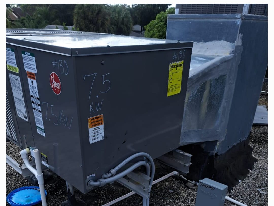 Rooftop package unit serviced by Irie Breeze in South Florida